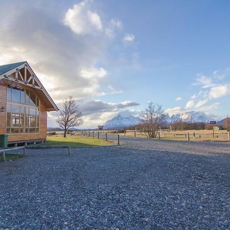 Glamping Rio Serrano - Caja Los Andes Torres del Paine National Park Buitenkant foto